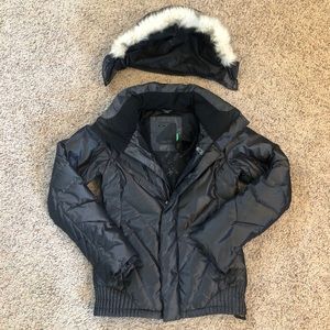 Oakley XS womens charcoal down ski jacket